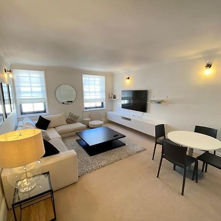 Wonderful Baker Street Flat! Apartment London Bagian luar foto