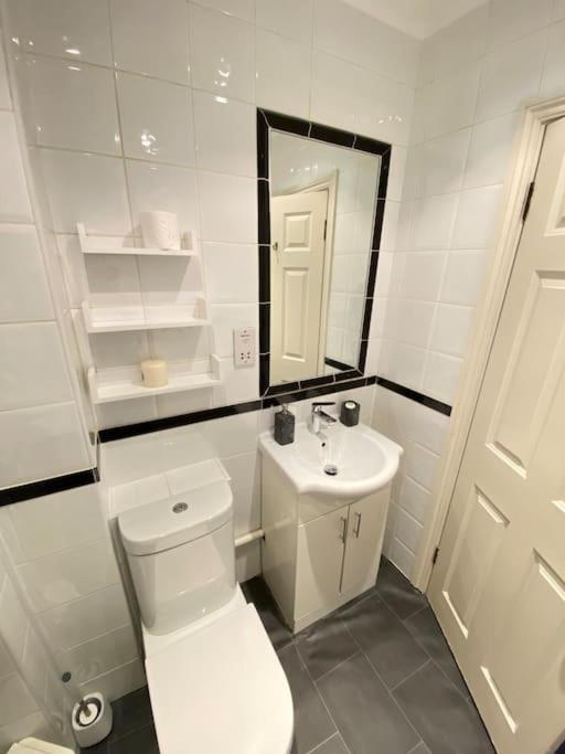 Wonderful Baker Street Flat! Apartment London Bagian luar foto