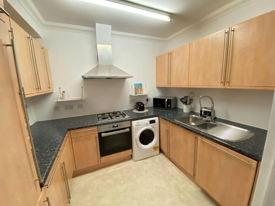 Wonderful Baker Street Flat! Apartment London Bagian luar foto